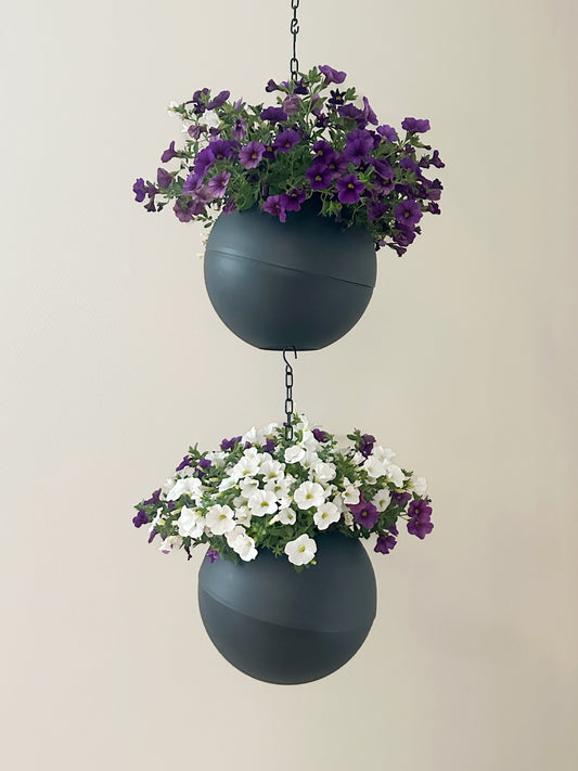 Moderne Globee Antraciet plantenpot met matte donkere afwerking voor strak interieur