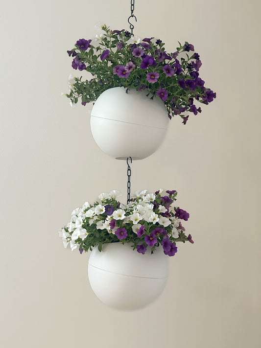 Strakke witte Globee White plantenpot voor modern en minimalistisch interieur